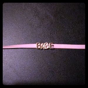 Babe Chocker In Pink💕